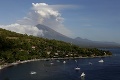 Na druhej najväčšej bahennej sopke na svete došlo k erupciám: Vytryskla do výšky stoviek metrov