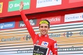 Simon Yates môže oslavovať celkové víťazstvo na Vuelte: V 20. etape triumfoval Španiel Mas