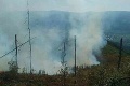 Na strednom Slovensku horí šesť hektárov lesa: Požiar sa nedarí dostať po kontrolu