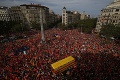 Barcelona praskala vo švíkoch: Do ulíc vyšlo až milión ľudí, všetkým išlo iba o jedno
