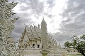 Thajský umelec chcel vytvoriť najkrajší chrám na svete: Do neba sa ide cez peklo