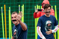 Ruskí futbalisti prekvapili trénera: Fúzy a tričká s kozmonautom