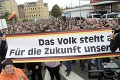V nemeckom Chemnitzi to vrie: Do mesta poznačeného vraždou mieria autobusy plné policajtov