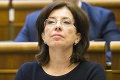 Poslankyňa Zemanová na mimoriadnej schôdzi parlamentu: Matečná nemá morálne právo byť ministerkou