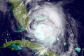 Írsko sa pripravuje na hurikán Ophelia: Úrady vyhlásili najvyšší stupeň ohrozenia