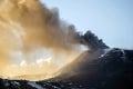 Opäť sa prebudila: Sicílska sopka Etna chrlí popol a lávu