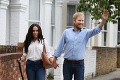 Fanúšikovia mohli stretnúť Meghan a Harryho na prechádzke v Londýne: Počkať, niečo tu nesedí