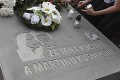V Košiciach odhalili pomník Kuciaka a Kušnírovej: Detail nad menom zavraždeného novinára Fica nepoteší