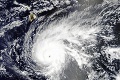 Havajské ostrovy pustoší hurikán Lane: Spôsobil záplavy a zosuvy pôdy
