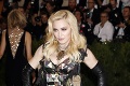 Madonna na fotke so svojou dcérou: Fuj! Lourdes, čo to tam máš?!