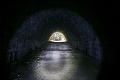 Najstarší turistický sprievodca na Slovensku: Milan Sajenko vodí návštevníkov do nedokončeného tunela