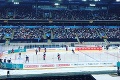 Hviezdy NHL zorganizovali originálny zápas v Nórsku: Chára si zahral pod slnkom