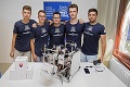 Päť stredoškolákov zostrojilo jedinečného robota: Spraví za vás to, po čom mnohí už dávno túžia