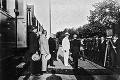 Kiska so Zemanom šli po stopách prvého prezidenta ČSR: Nevynechali ani cestu Masarykovým vlakom