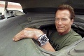 Arnold Schwarzenegger sa predviedol so svojím tankom: Terminátor zlisoval limuzínu!