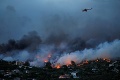 Grécko ničia plamene, v Atenách už vyhlásili stav núdze: Zábery z vyčíňania ohnivého živlu