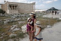 Grécko zasiahla vlna extrémnych horúčav: V Aténach namerali 39 stupňov v tieni