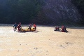 Na Dunajci sa prevrátil raft: Štyroch turistov ratovali záchranári