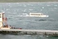 Na jazere v Missouri sa potopila turistická loď: Nešťastie si vyžiadalo 17 obetí