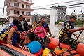 Nepál sužujú monzúnové dažde, ktoré vyvolali záplavy: Počet obetí stúpol na 90