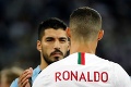 Futbalistom sa nestavajú len sochy: Ronaldo a Suárez na zjedenie!