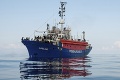 Premiér zmenil názor: Povolil lodi plnej utečencov zakotviť na Malte, má to však háčik