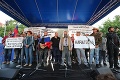 Farmár František protestoval v Bratislave, jeho zamestnanci zúfajú: Nemáme čím žať!