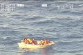 Preplnený trajekt sa potopil: Záchranári pátrajú po takmer 130 nezvestných