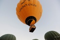 Hrozivý pád z 10-metrovej výšky: Teplovzdušný balón sa zrútil do poľa, 6 zranených