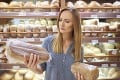 Kontroverzná novinka na pultoch obchodov: Keď zistíte, z čoho vyrábajú chlieb, zhrozíte sa