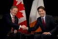 Kanadský premiér spôsobil ošiaľ: Keď sa mu vyhrnuli nohavice, TOTO nemohol nikto prehliadnuť!