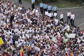 Stotisíc Rumunov protestovalo v uliciach Bukurešti: Žiadajú odvolanie šéfky protikorupčnej prokuratúry