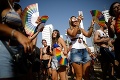 Tel Aviv zaplavili dúhové vlajky: Gay pride prilákal 250-tisíc účastníkov