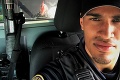 Selfie sexi policajta valcuje internet: Viac než vzhľad môže za to jeho šľachetný čin