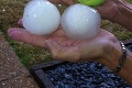 V Texase padali krúpy veľké ako bejzbalové loptičky: Spôsobili škody za milióny dolárov