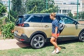 Má vycibrený vkus! Dominika Cibulková prichytená v novom SUV: Tri detaily, ktorými si ju auto definitívne získalo