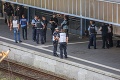 V nemeckom IC vlaku muž pobodal spolucestujúceho: Polícia útočníka zastrelila!