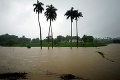 Záplavy spôsobené subtropickou búrkou si vyžiadali 4 mŕtvych: Desaťtisíce ľudí museli evakuovať