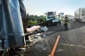 Nehoda nákladiakov na D1: Megazápcha spomalila dopravu na 3 hodiny