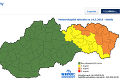 Zrážky budú ešte intenzívnejšie, SHMÚ zvýšil výstrahu na 2. stupeň: Nebezpečenstvo škôd je vysoké!