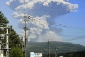 Na japonskom ostrove Kjúšu opäť vybuchla sopka: Popol vychrlila až do výšky niekoľkých kilometrov!