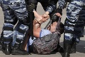 V Moskve protestovali proti Putinovi: Polícia zadržala vyše 1000 ľudí!
