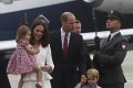 William a Kate pricestovali do Poľska, najviac pútali pozornosť ich deti: Pozrite, akí sú Charlotte a George rozkošní!