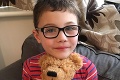 Malý autista stratil medvedíka: Jeho otec požiadal o pomoc na Twitteri a stalo sa niečo úžasné