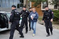 Polícia poňala kampaň o najhľadanejších Slovákoch humorne: Okoličány dostal pozvánku k štedrovečernému stolu