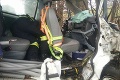 V Rusku sa zrazil mikrobus s nákladným vozidlom: Tragická bilancia!