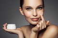 Hygienici varujú pred nebezpečnou kozmetikou: Ženy, dajte si pozor na tento mejkap a púder!