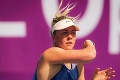 Ruska Šarapovová má na okruhu dvojníčku: Mladá sexi tenistka valcuje internet