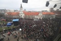 Desaťtisíce Slovákov opäť v uliciach, herec Stanke rozvášnil dav: Gašpar, Kováčik, hanbite sa!