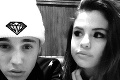 Selena Gomez a Justin Bieber prichytení úplne mokrí: Horúce rande v trojici!